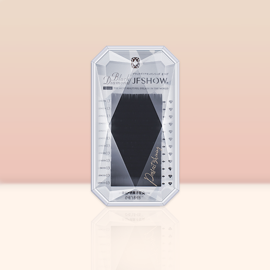 Double-pointed flat lash